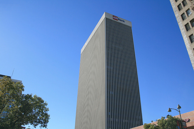 15304654623_bf61e263fd_z